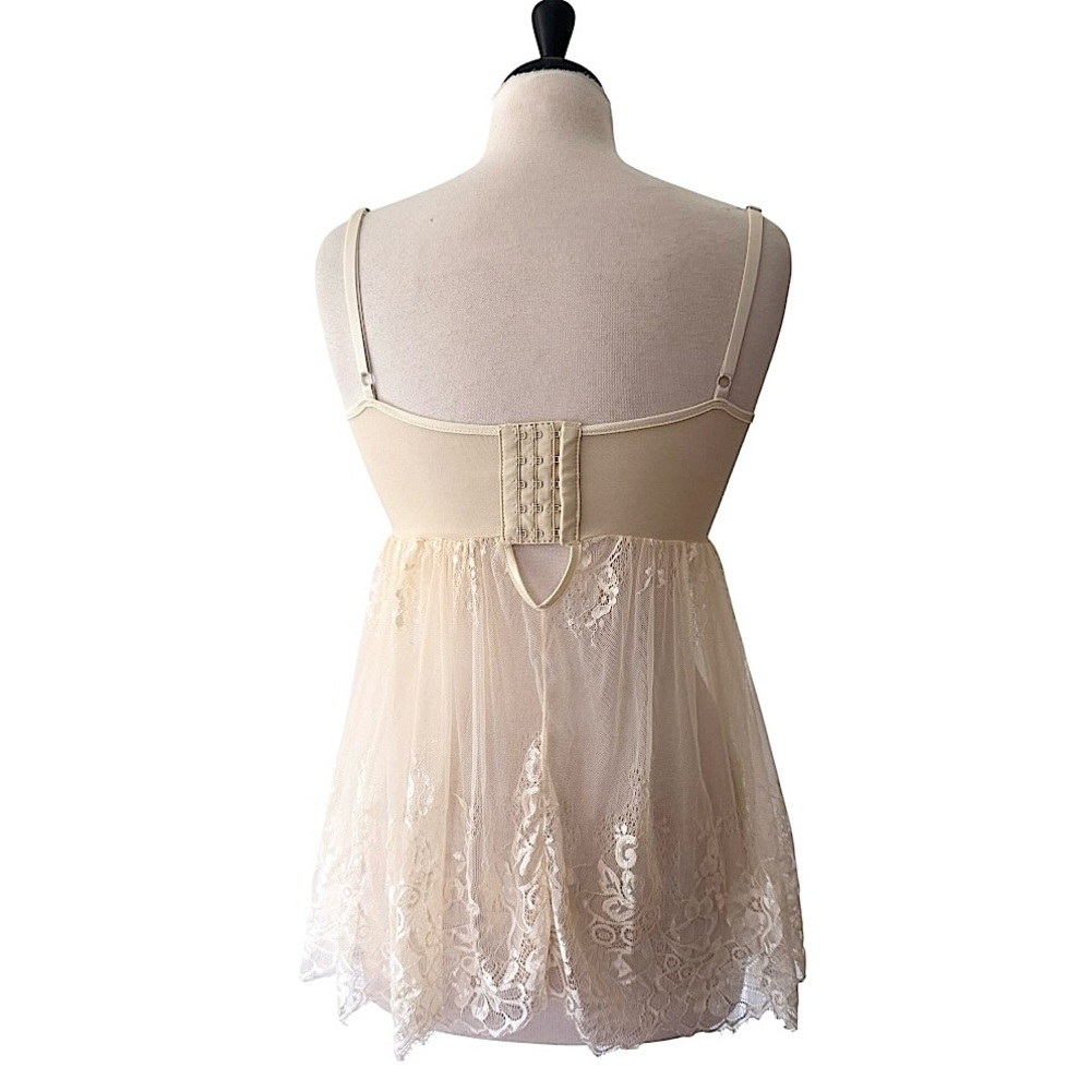 Vintage Lace Nighty - Picture 2 of 4